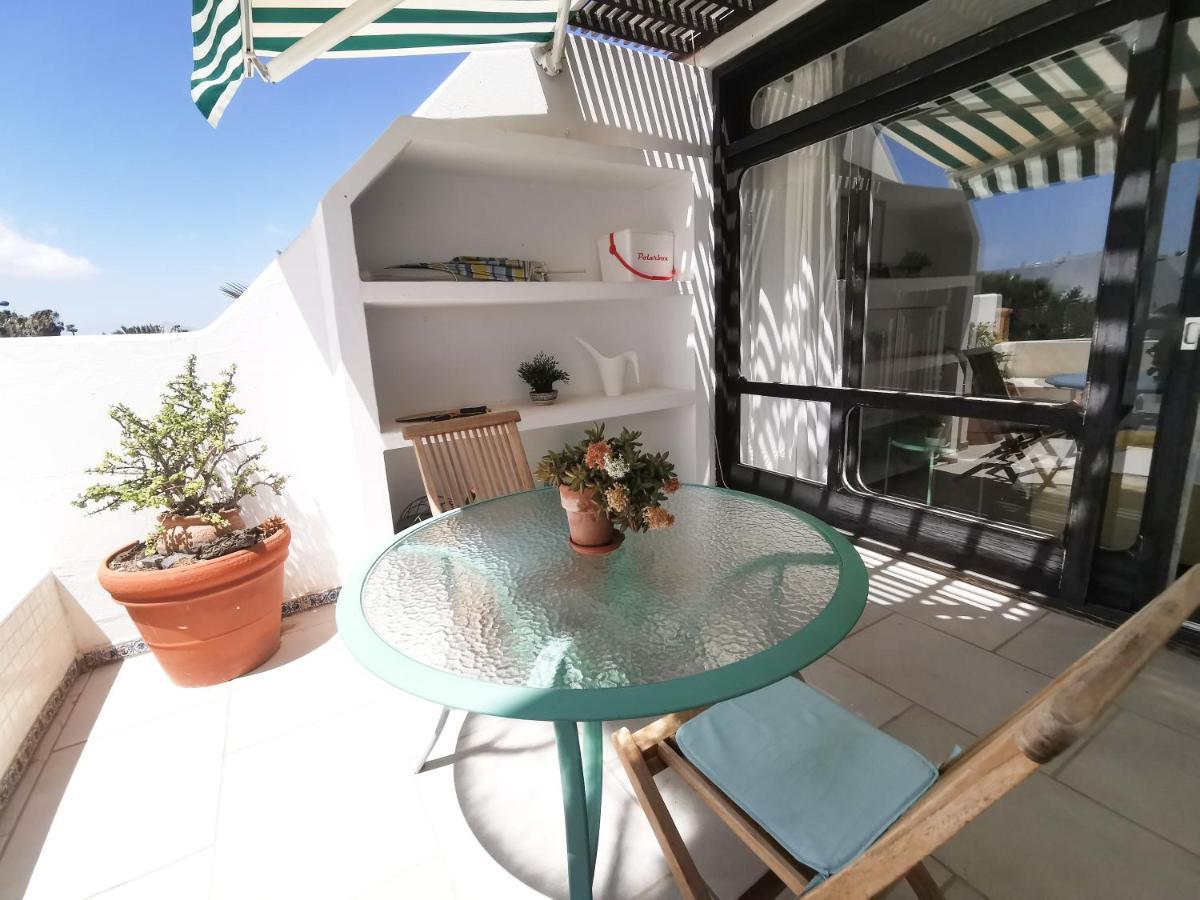 Charlie'S Apartment Los Molinos Costa Teguise Esterno foto